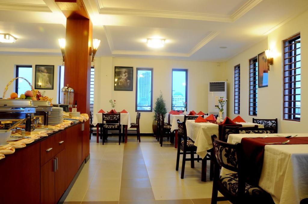 פנום פן V N E Hotel מראה חיצוני תמונה