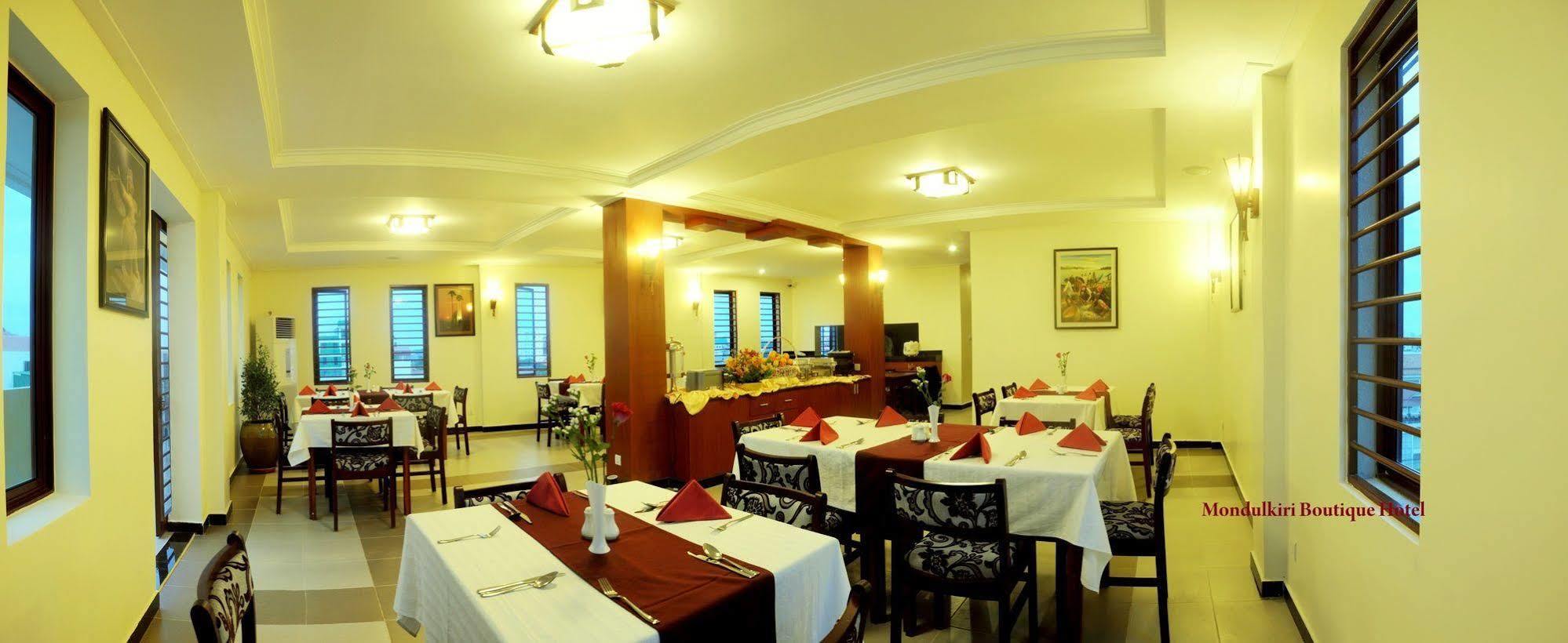 פנום פן V N E Hotel מראה חיצוני תמונה