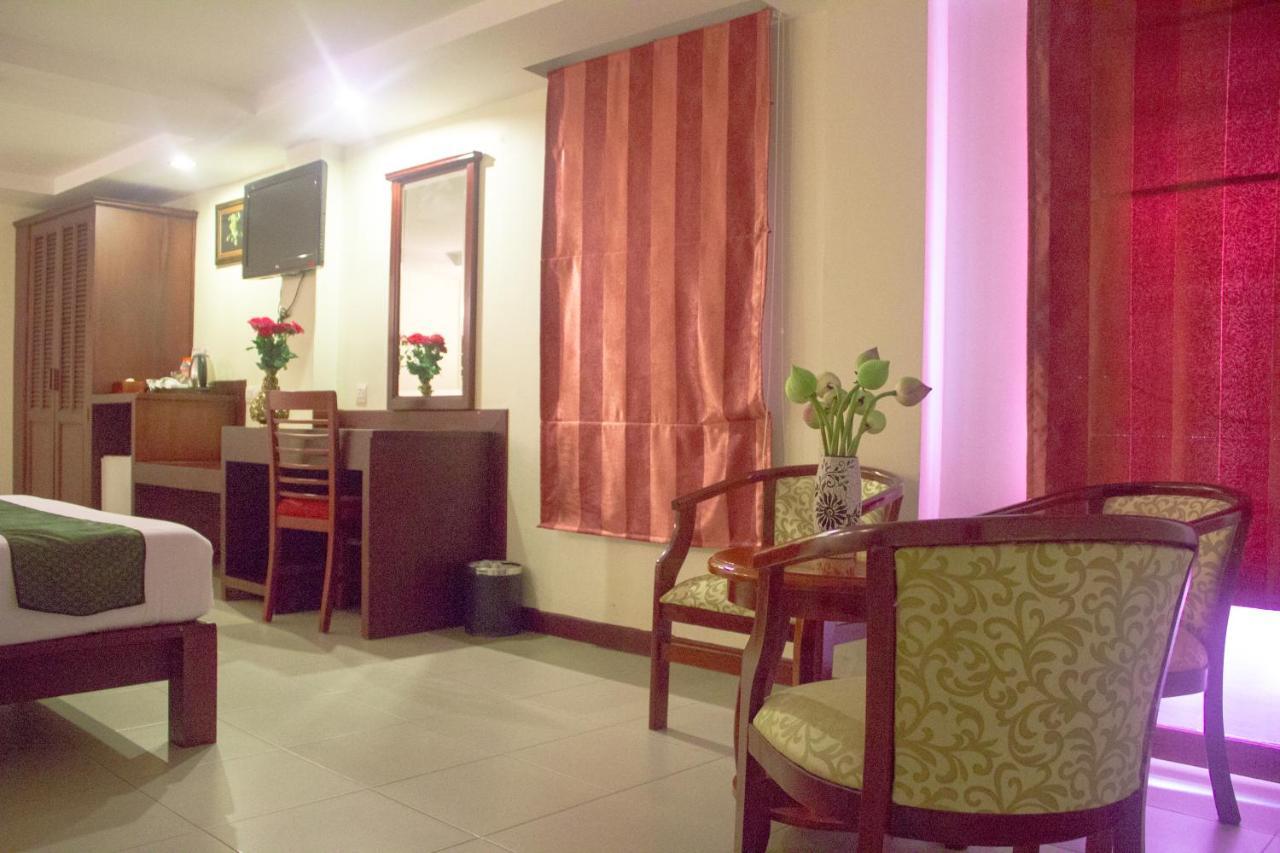 פנום פן V N E Hotel מראה חיצוני תמונה