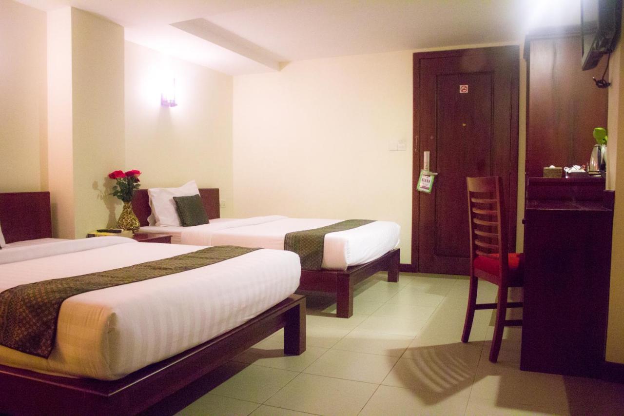 פנום פן V N E Hotel מראה חיצוני תמונה